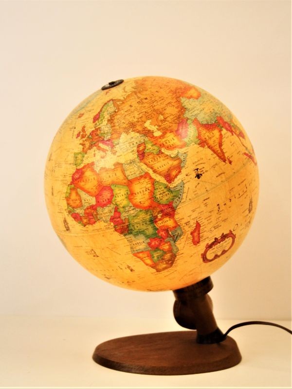 Mooie Scan-globe met licht, Denemarken